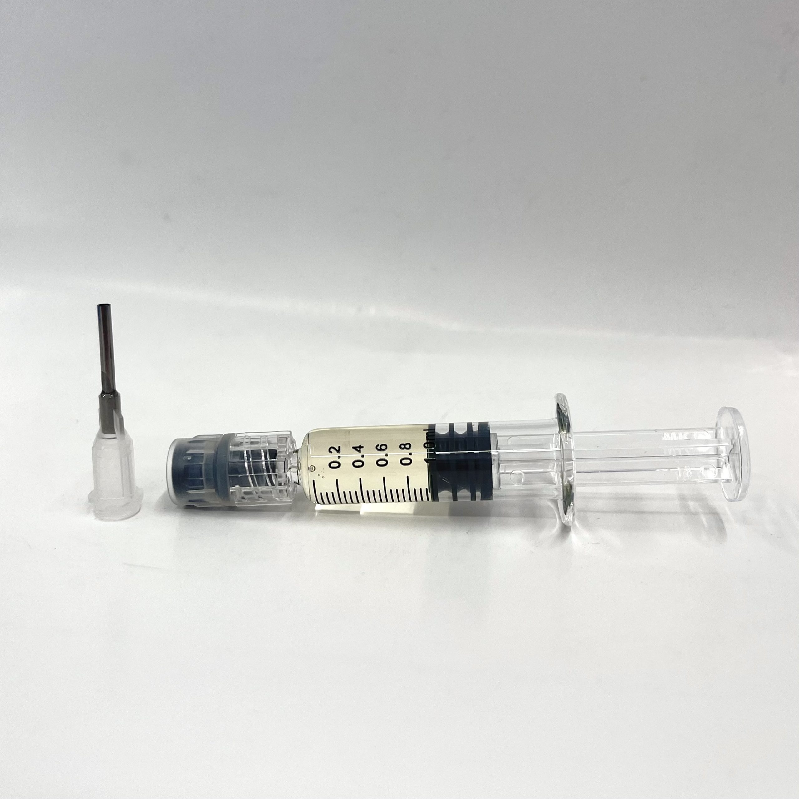 HHC oil syringe